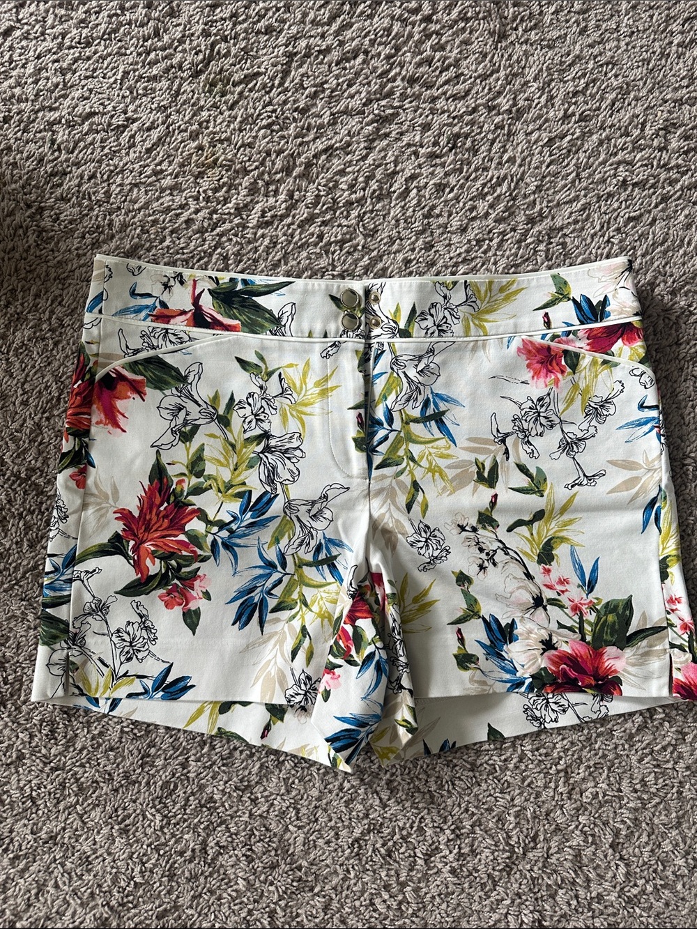 White House Black Market White Floral Print Bermuda Shorts